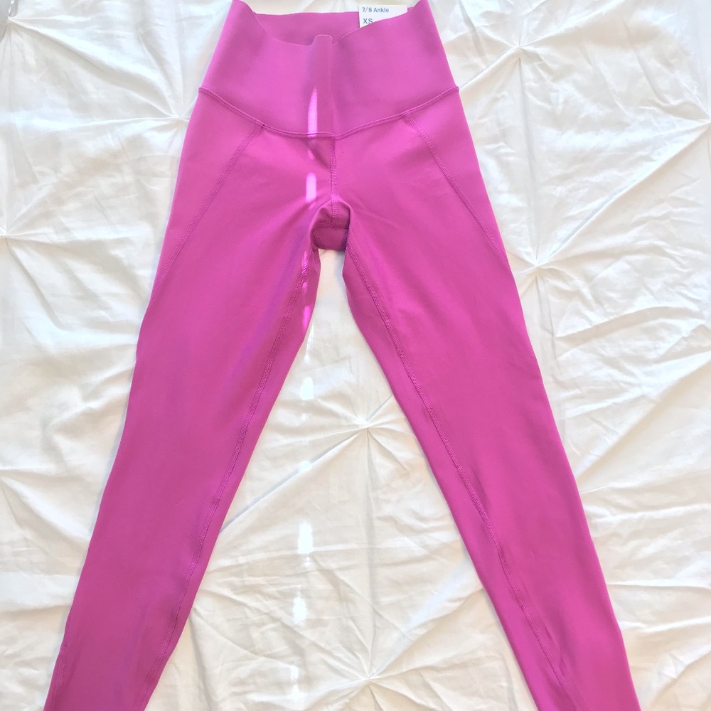 Fuchsia 7/8 High Waisted Leggings